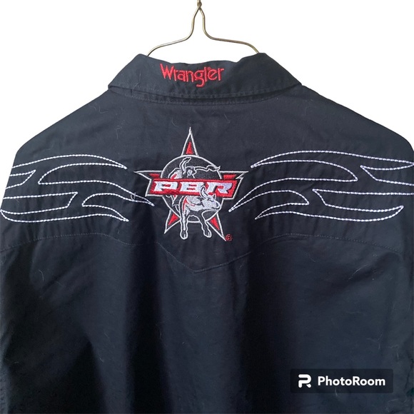 Wrangler Other - Wrangler PBR Professional Bull Riding Embroidered Black Button Up Western Shirt